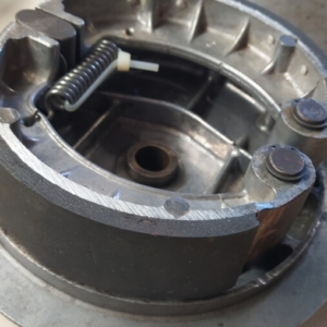 ČZ 125 typ 453 z roku 1961 - Brzdové obložení 94 ČZ 125 typ 453 z roku 1961 - Brzdové obložení 94