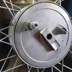 ČZ 125 typ 453 z roku 1961 - Brzdové obložení stočeno 98 ČZ 125 typ 453 z roku 1961 - Brzdové obložení stočeno 98