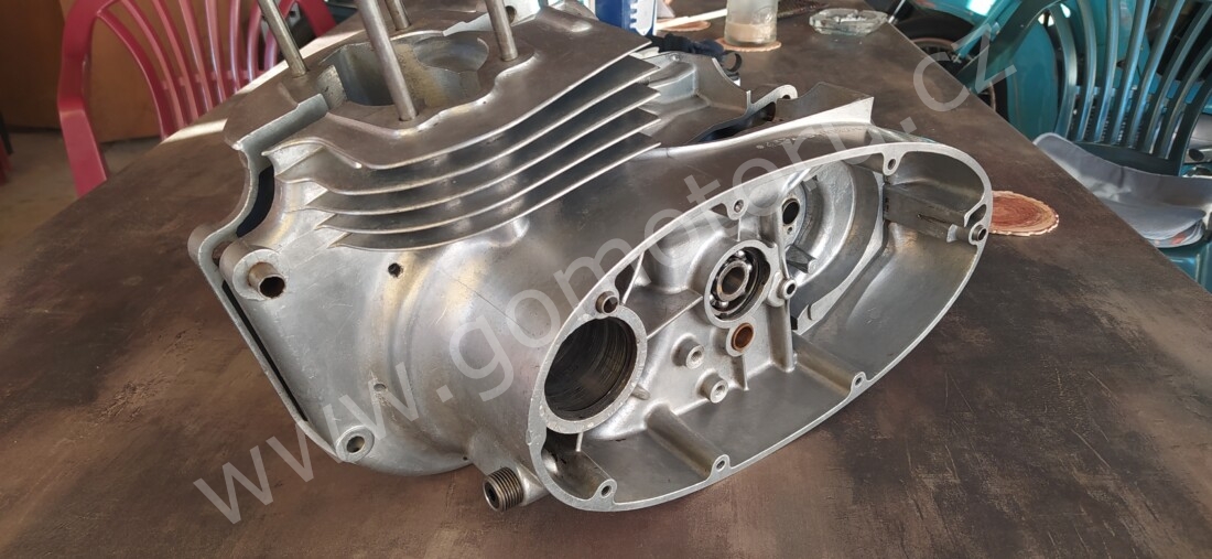 ČZ 125 typ 453 z roku 1961 - Bloky před opravou 19 ČZ 125 typ 453 z roku 1961 - Bloky před opravou 19