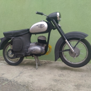 ČZ 125 typ 453 z roku 1961 - Postupné spasovávání 124 ČZ 125 typ 453 z roku 1961 - Postupné spasovávání 124