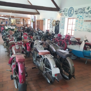 Muzeum Motocyklů - Lesná 44 Muzeum Motocyklů - Lesná 44