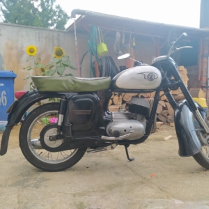 ČZ 125 typ 453 z roku 1961 - Kompletace motorky 50 ČZ 125 typ 453 z roku 1961 - Kompletace motorky 50