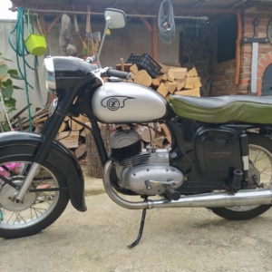 ČZ 125 typ 453 z roku 1961 - Kompletace motorky 51 ČZ 125 typ 453 z roku 1961 - Kompletace motorky 51