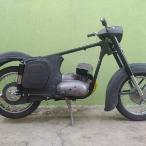 ČZ 125 typ 453 z roku 1961 – Postupné spasovávání [13]