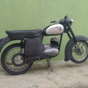 ČZ 125 typ 453 z roku 1961 – Postupné spasovávání [18]