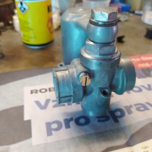 ČZ 150 C z roku 1951 - Skládání motoru 120 ČZ 150 C z roku 1951 - Skládání motoru 120