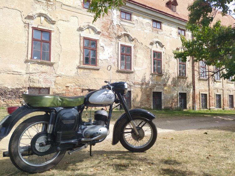 ČZ 125 typ 453 z roku 1961 – Projížďka, seřízení 2