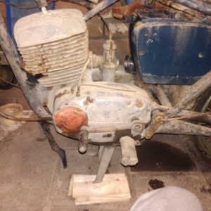 ČZ 175 typ 477 z roku 1970 - Průzkum a první rozebírání - pokračování 53 ČZ 175 typ 477 z roku 1970 - Průzkum a první rozebírání - pokračování 53