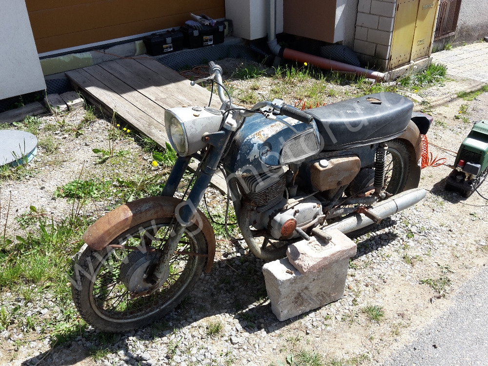 ČZ 175 typ 477 z roku 1970 - Původní stav 2 ČZ 175 typ 477 z roku 1970 - Původní stav 2