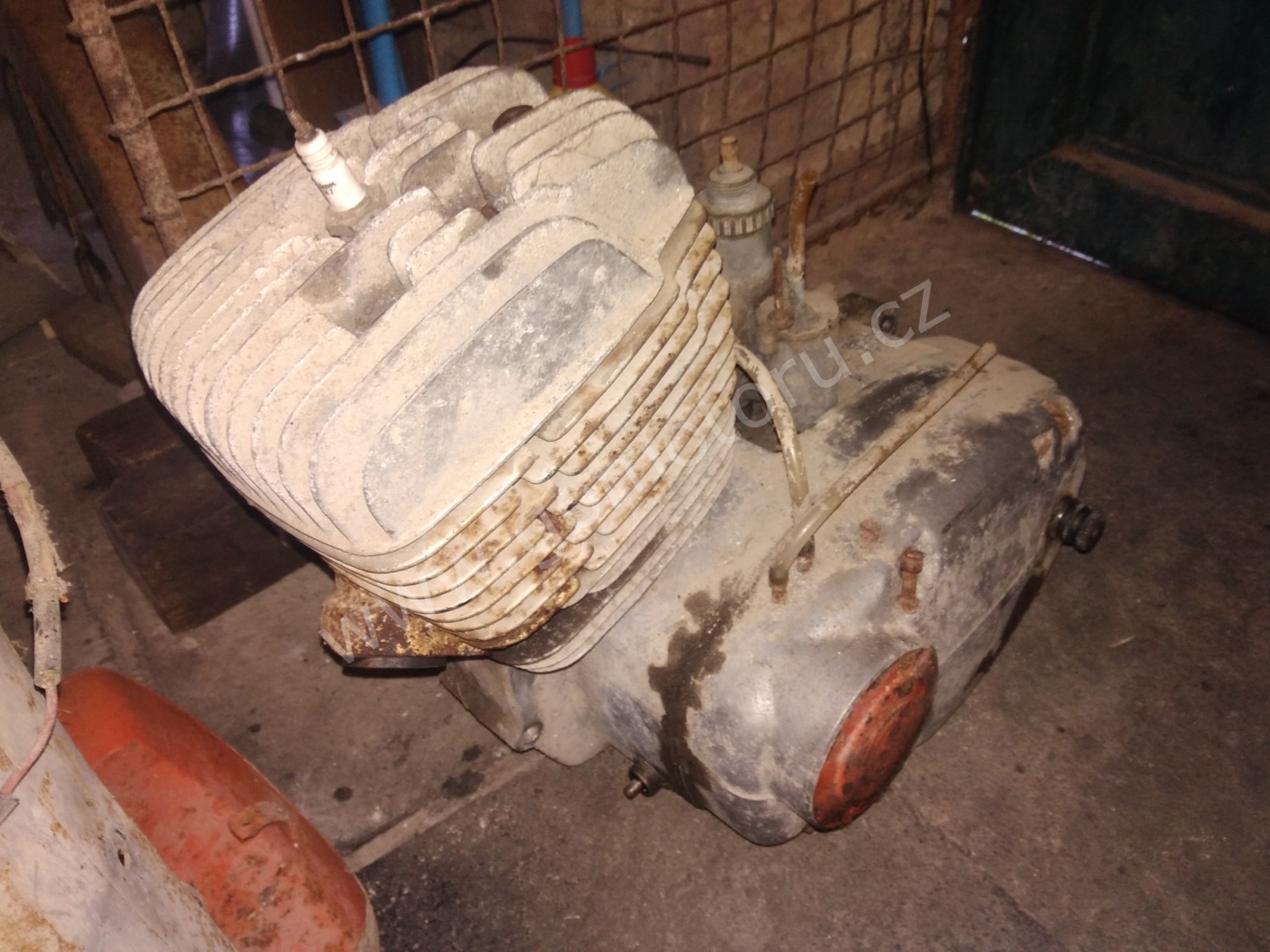 ČZ 175 typ 477 z roku 1970 - Rozebráno, foto díly 94 ČZ 175 typ 477 z roku 1970 - Rozebráno, foto díly 94