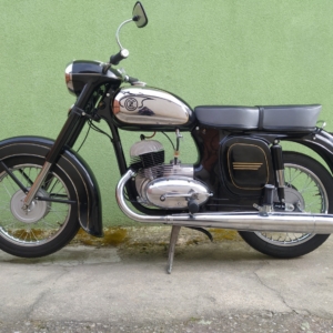 ČZ 125 typ 453 z roku 1961 - Po renovaci 321 ČZ 125 typ 453 z roku 1961 - Po renovaci 321