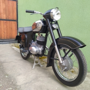 ČZ 125 typ 453 z roku 1961 - Po renovaci 332 ČZ 125 typ 453 z roku 1961 - Po renovaci 332
