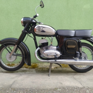 ČZ 125 typ 453 z roku 1961 - Po renovaci 323 ČZ 125 typ 453 z roku 1961 - Po renovaci 323