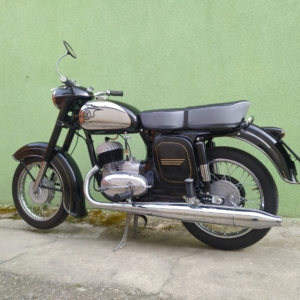 ČZ 125 typ 453 z roku 1961 - Po renovaci 325 ČZ 125 typ 453 z roku 1961 - Po renovaci 325
