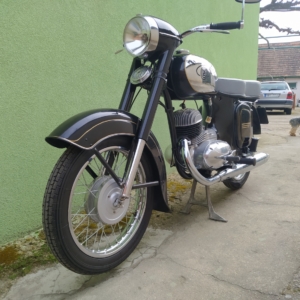 ČZ 125 typ 453 z roku 1961 - Po renovaci 326 ČZ 125 typ 453 z roku 1961 - Po renovaci 326