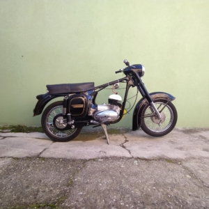 Skládání motorky - ČZ 125 typ 453 z roku 1961 233 Skládání motorky - ČZ 125 typ 453 z roku 1961 233