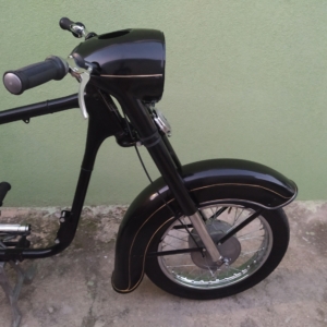 Skládání motorky - ČZ 125 typ 453 z roku 1961 224 Skládání motorky - ČZ 125 typ 453 z roku 1961 224