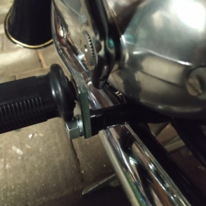 ČZ 125 typ 453 z roku 1961 - Výměna držáků stupaček 271 ČZ 125 typ 453 z roku 1961 - Výměna držáků stupaček 271