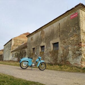 Jawa 50 typ 555 z roku 1959 - Deník 2023 8 Jawa 50 typ 555 z roku 1959 - Deník 2023 8