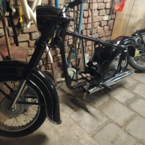 Skládání motorky – ČZ 125 typ 453 z roku 1961 [10]