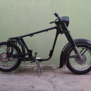 Skládání motorky – ČZ 125 typ 453 z roku 1961 [5]