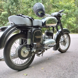 ČZ 125 typ 453 z roku 1961 - Testovací jízda po opravách 5 7 ČZ 125 typ 453 z roku 1961 - Testovací jízda po opravách 5 7