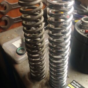 ČZ 175 typ 477 z roku 1970 - Repas zadních tlumičů 277 ČZ 175 typ 477 z roku 1970 - Repas zadních tlumičů 277