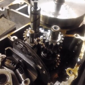 ČZ 175 typ 477 z roku 1970 - Rozebírání motoru - pokračování 227 ČZ 175 typ 477 z roku 1970 - Rozebírání motoru - pokračování 227