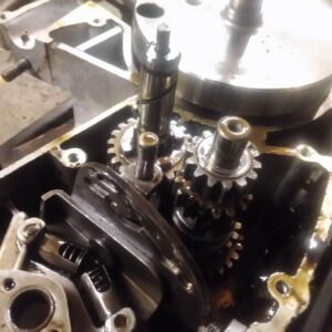 ČZ 175 typ 477 z roku 1970 - Rozebírání motoru - pokračování 228 ČZ 175 typ 477 z roku 1970 - Rozebírání motoru - pokračování 228