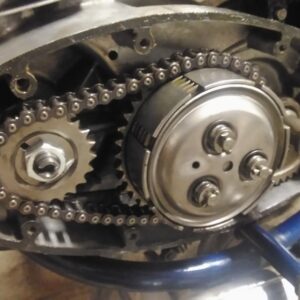 ČZ 175 typ 477 z roku 1970 - Skládání motoru - pokračování 351 ČZ 175 typ 477 z roku 1970 - Skládání motoru - pokračování 351