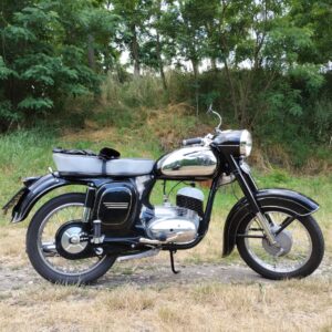 ČZ 125 typ 453 z roku 1961 – Projížďka 6 [1]