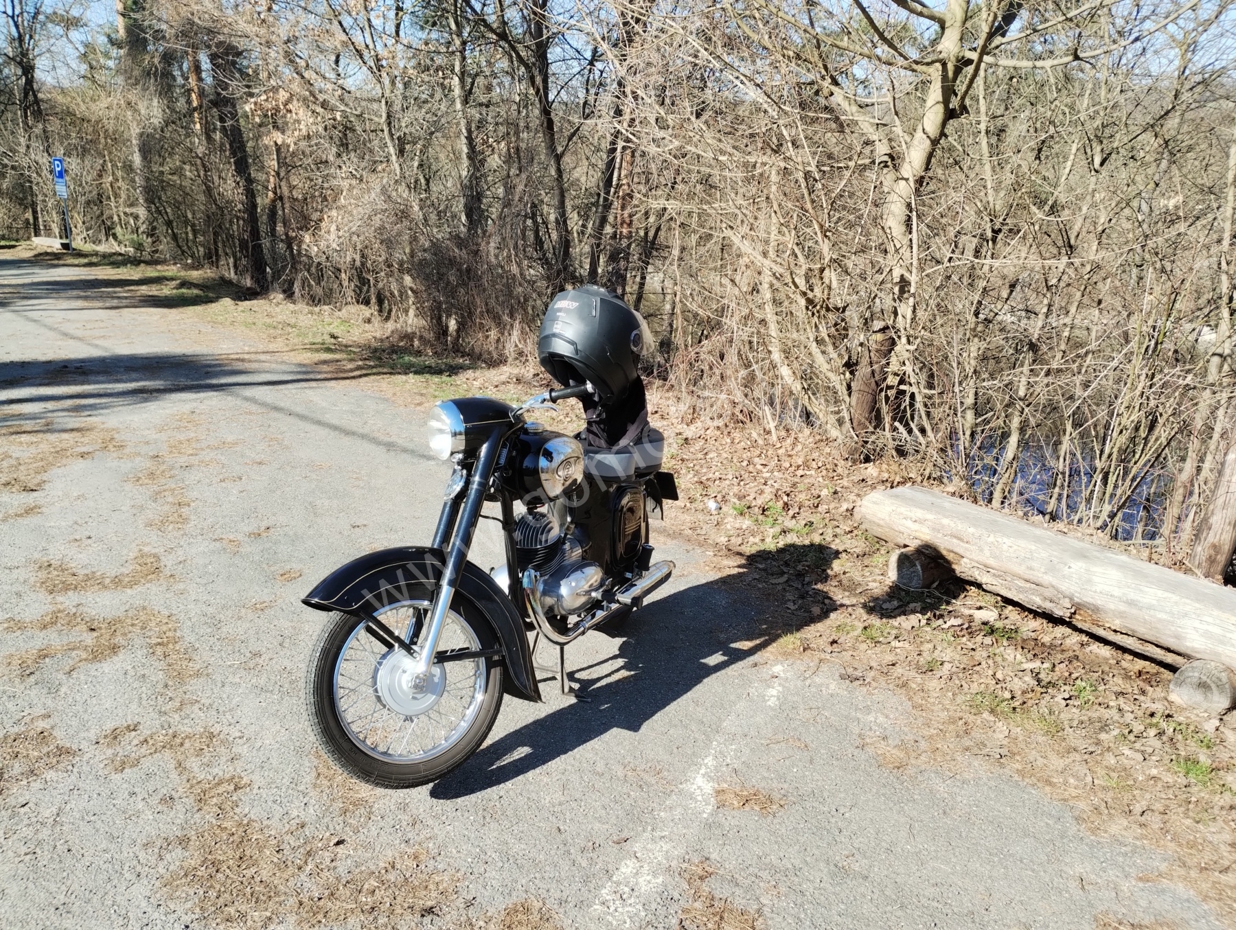 ČZ 125 typ 453 z roku 1961 - Hráz Jevišovice 68 ČZ 125 typ 453 z roku 1961 - Hráz Jevišovice 68