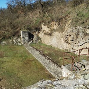 ČZ 125 typ 453 z roku 1961 - Hráz Jevišovice 80 ČZ 125 typ 453 z roku 1961 - Hráz Jevišovice 80