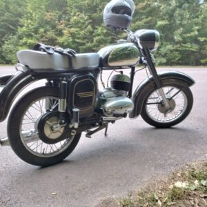 ČZ 125 typ 453 z roku 1961 – Projížďka 9 [3]