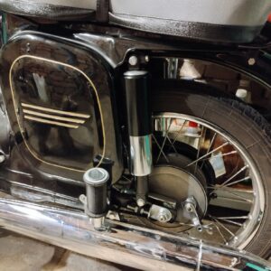 ČZ 125 typ 453 z roku 1961 – Oprava zadních tlumičů 22