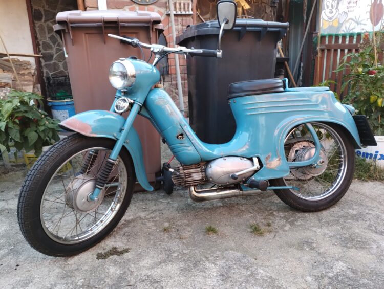 Jawa 50 typ 555 z roku 1959 – Poslední jízda v roce 2023 [1]