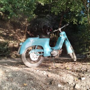 Jawa 50 typ 555 z roku 1959 - Obhlídka po okolí 25 Jawa 50 typ 555 z roku 1959 - Obhlídka po okolí 25