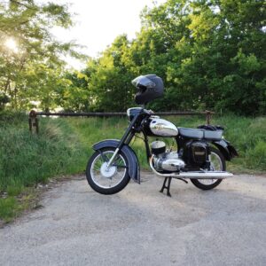 ČZ 125 typ 453 z roku 1961 – Jen tak po okolí 1