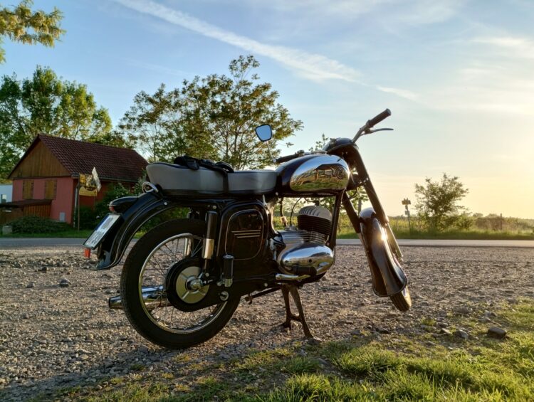 ČZ 125 typ 453 z roku 1961 – Jen tak po okolí 6