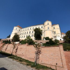 ČZ 125 typ 453 z roku 1961 – Zámek Mikulov a Věstonická venuše 3