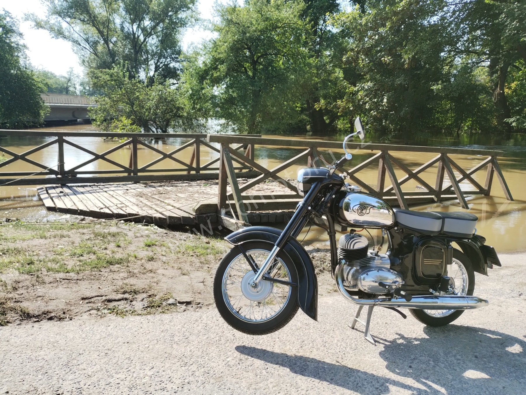 ČZ 125 typ 453 z roku 1961 - Poslední jízda v roce 2024 208 ČZ 125 typ 453 z roku 1961 - Poslední jízda v roce 2024 208