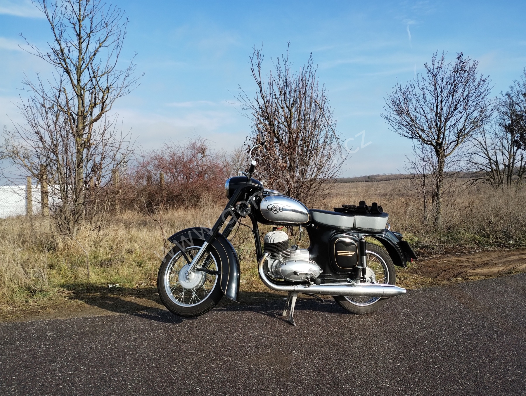 ČZ 125 typ 453 z roku 1961 - První jízda v roce 2025 3 ČZ 125 typ 453 z roku 1961 - První jízda v roce 2025 3