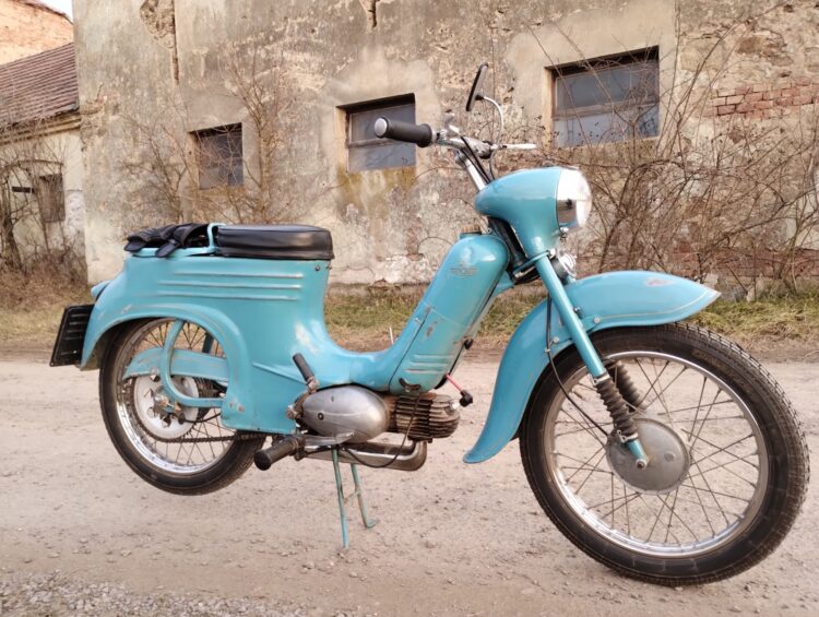 jawa 50 typ 555 z roku 1959 první jízda v roce 2025 [5]