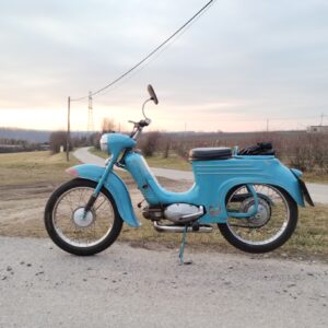 Jawa 50 typ 555 z roku 1959 - První jízda v roce 2025 8 Jawa 50 typ 555 z roku 1959 - První jízda v roce 2025 8