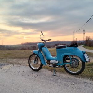 Jawa 50 typ 555 z roku 1959 - První jízda v roce 2025 10 Jawa 50 typ 555 z roku 1959 - První jízda v roce 2025 10