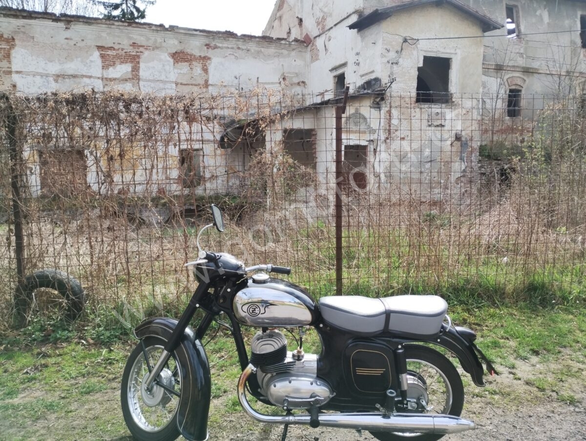 ČZ 125 typ 453 z roku 1961 - Seřízení volnoběhu 53 ČZ 125 typ 453 z roku 1961 - Seřízení volnoběhu 53