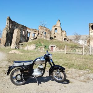 ČZ 125 typ 453 z roku 1961 – První velký okruh 2025 [6]
