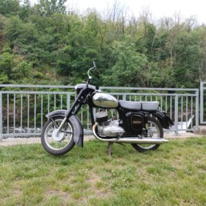 ČZ 125 typ 453 z roku 1961 - Okolo komína 68 ČZ 125 typ 453 z roku 1961 - Okolo komína 68