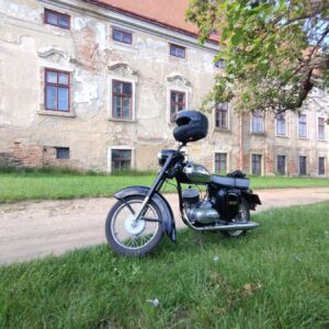 ČZ 125 typ 453 z roku 1961 – Mlýn, zámek a kostel Jaroslavice 5
