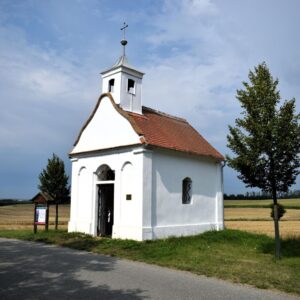 ČZ 125 typ 453 z roku 1961 - Socha Jaderná kráva, JE Dukovany, Lipňany 93 ČZ 125 typ 453 z roku 1961 - Socha Jaderná kráva, JE Dukovany, Lipňany 93